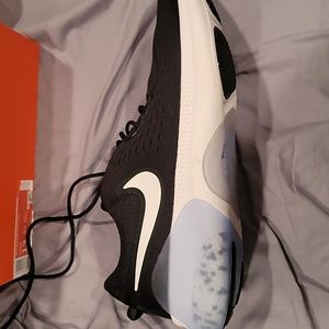 Brand new Nike shoes size 13.